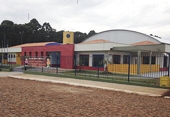 municipio-entrega-nova-escola-a-comunidade