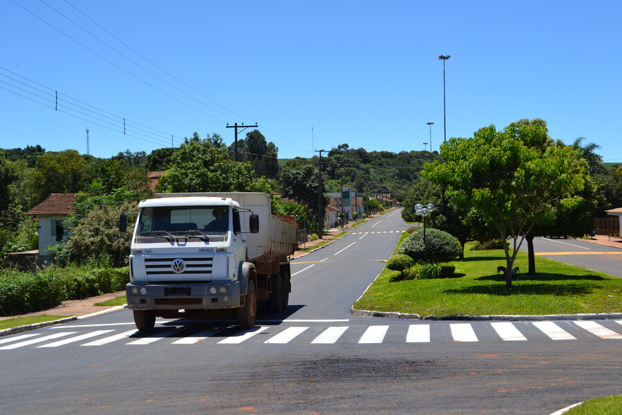 etapa-de-repavimentacao-e-sinalizacao-esta-concluida